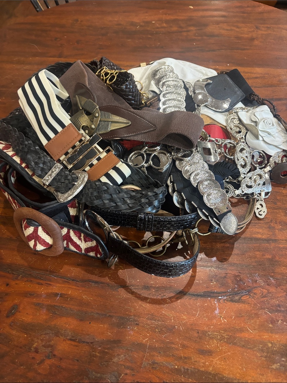 HUGE Mixed Women's Belts Lot